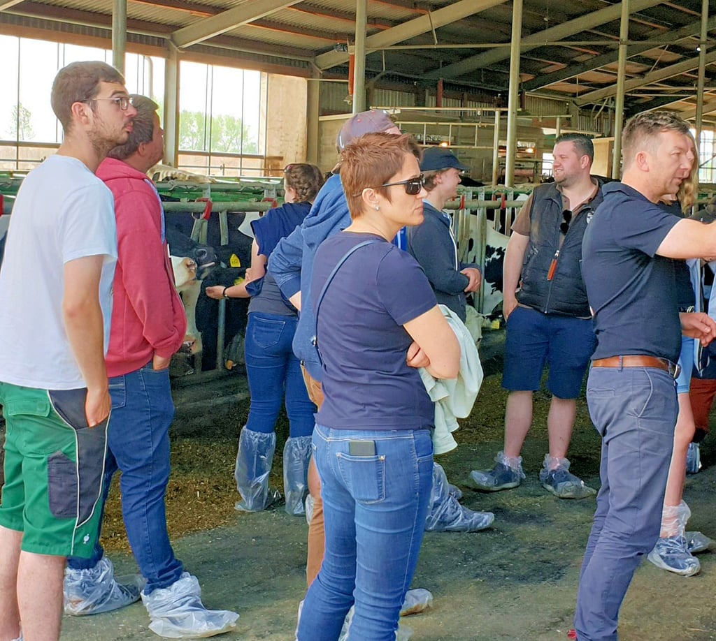 Landwirtschaftsstudenten aus Deutschland und Österreich besuchten nach ihrer Tangermünde-Visite die Agrargenossenschaft Fischbeck.