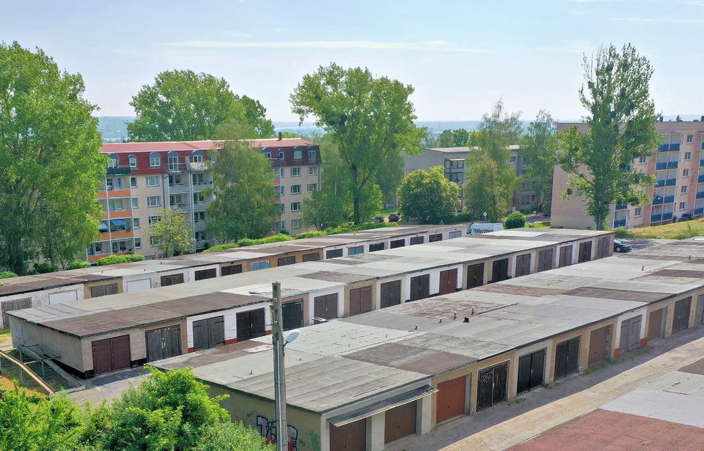 Am Sonnenweg befindet sich einer der fünf großen Garagenkomplexe in Eisleben. Hier empfiehlt die Stadt einen Teilrückbau.