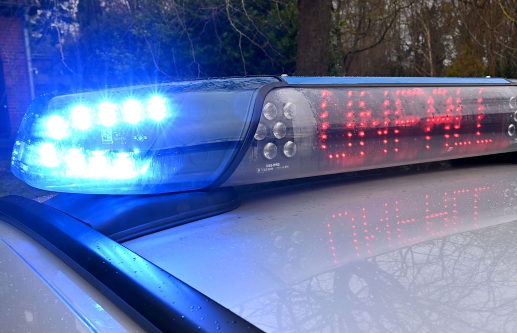 Die Polizei musste am Donnerstagnachmittag wegen eines tödlichen Unfalls in die Berliner Straße von Halle ausrücken.