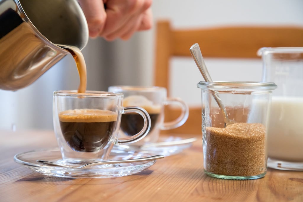 Die tägliche Kaffeepause ist für viele purer Genuss. Wer Bluthochdruck hat, muss darauf nicht verzichten.