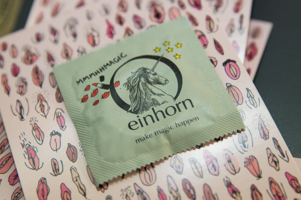 Tierversuchsfrei und vegan: Einige Kondomhersteller achten auf eine umweltfreundliche Produktion.