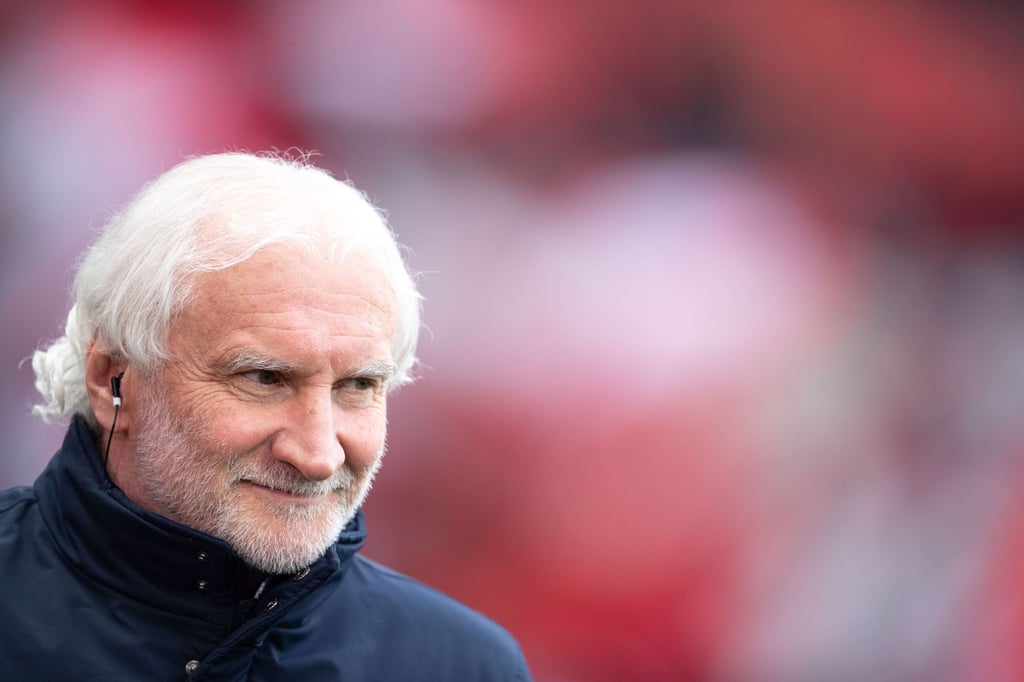Völler nahm am letzten Spieltag Abschied von seinem Posten bei Bayer Leverkusen.