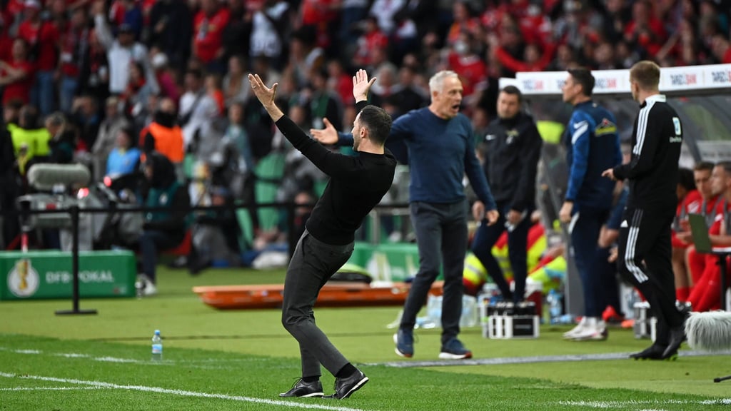 Viele Emotionen auf beiden Seiten: Leipzigs Trainer Tedesco und Freiburgs Coach Streich
