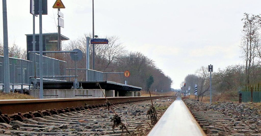 Bahnstadtion Calbe Stadt spielt ein zentrale Rolle in der weiteren Entwicklung des öffentlichen Nahverkehrs.