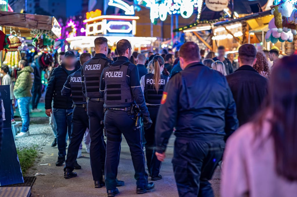 Am Samstagabend wurde ein 40-Jähriger bei einer Kirmes erschossen.