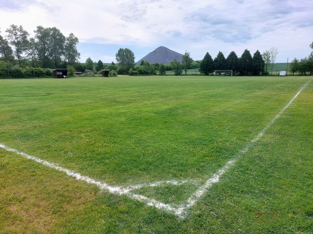 Der Sportplatz in Lengefeld
