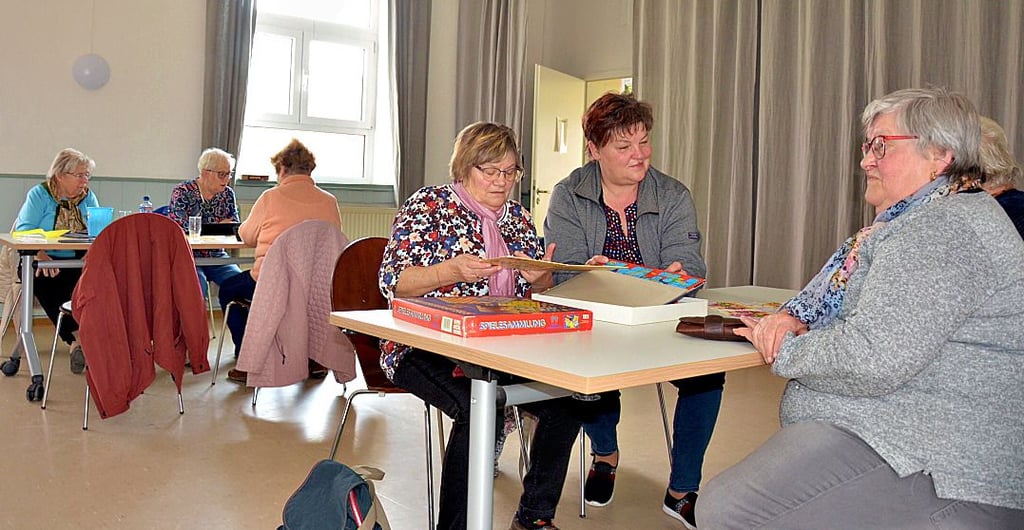 Im Magdeburger Offenen Treff finden wöchentlich Seniorentreffs statt. Der Betreiber kündigt nun Veränderungen an, die bei den Senioren für Ärger sorgen.