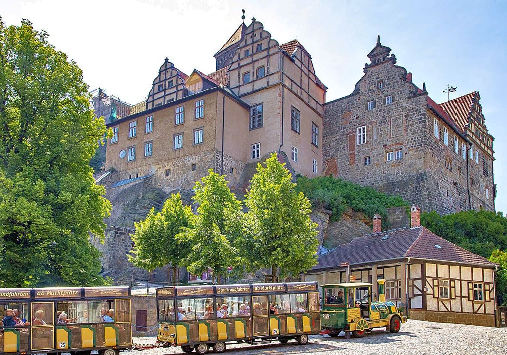 Das Foto aus dem Jahr 2018 zeigt den Blick auf den Quedlinburger Stiftsberg vor der Sanierung.