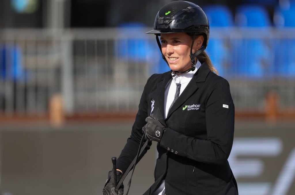 Die Springreiterin Janne-Friederike Meyer-Zimmermann konnte den Auftakt der Riders-Tour gewinnen.