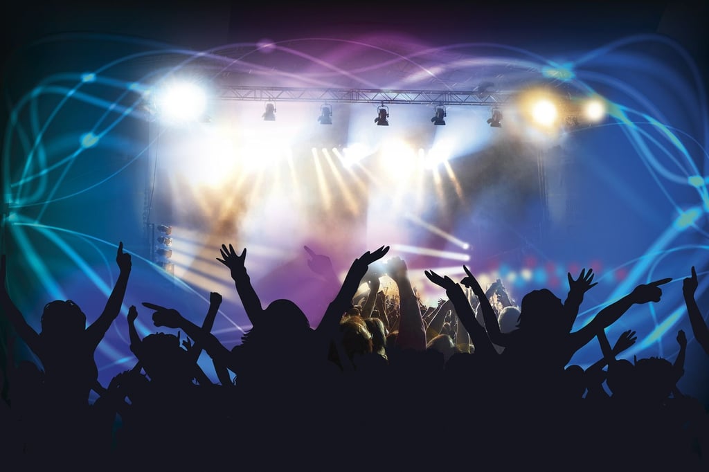 Wo können Partyfreunde am Wochenende im Harz tanzen, gute Musik hören und Cocktails trinken? Die Harzer Locations bieten vom 27. bis 29. Mai 2022 einiges an. Die Volksstimme hat Tipps für die Freizeit zusammengestellt.