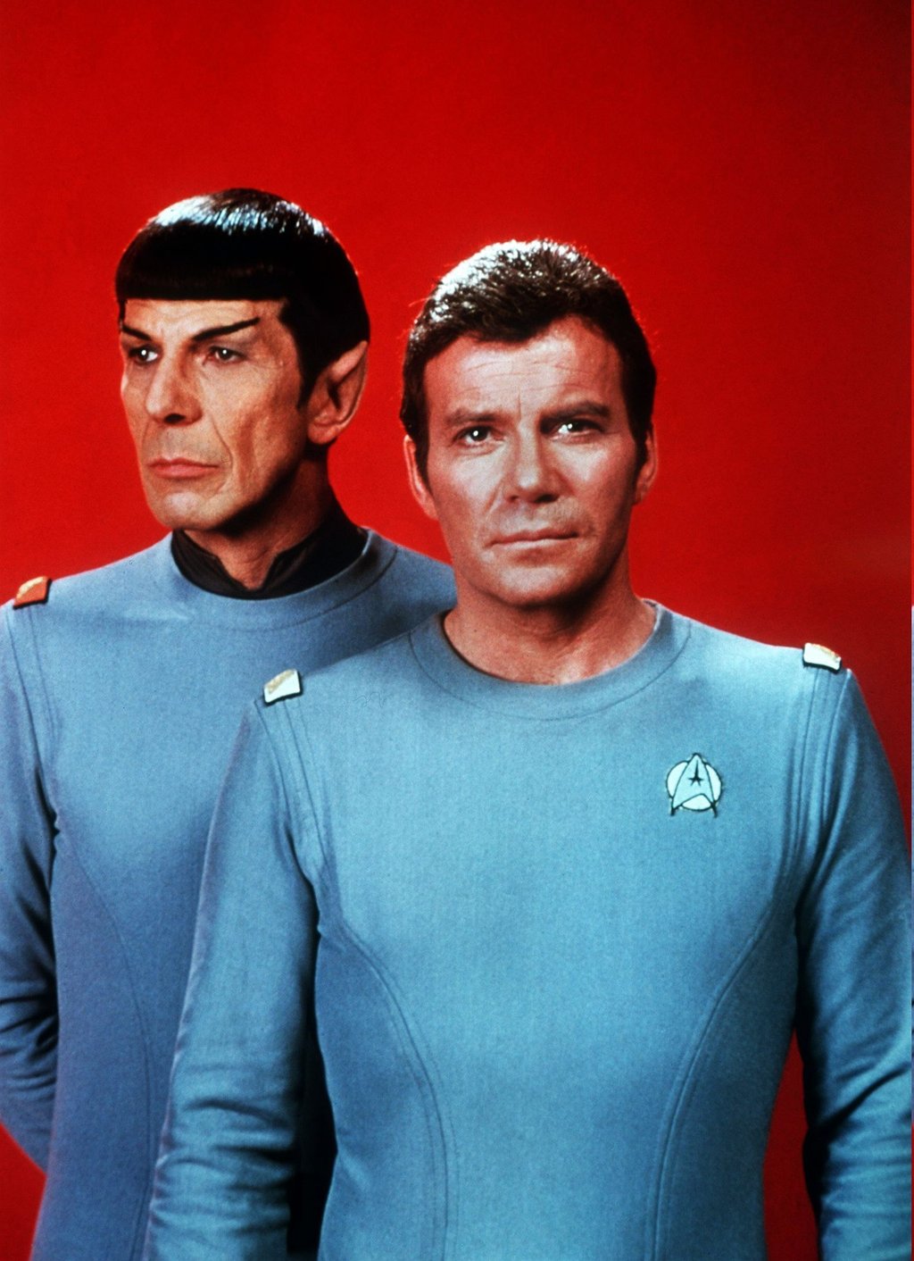 William Shatner (r) als Captain James T. Kirk, Commander des Raumschiffes Enterprise, und Leonard Nimoy als Crewmitglied Spock vom Planeten Vulkan (Foto aus dem Jahr 1979).
