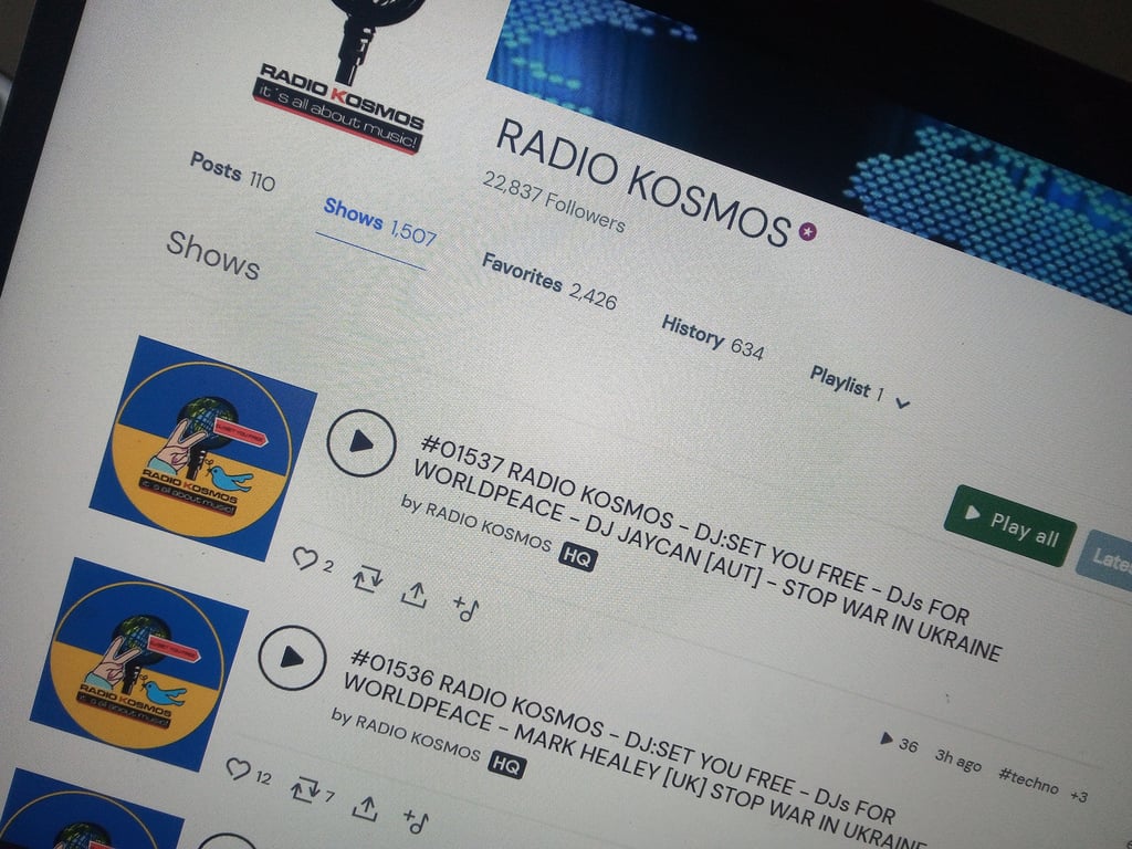 Blick auf die von Marcel Strömer aus Magdeburg initiierte Seite der "DJs for Worldpeace". Es geht darum, mit Musik gegen den Ukrainekrieg zu protestieren.