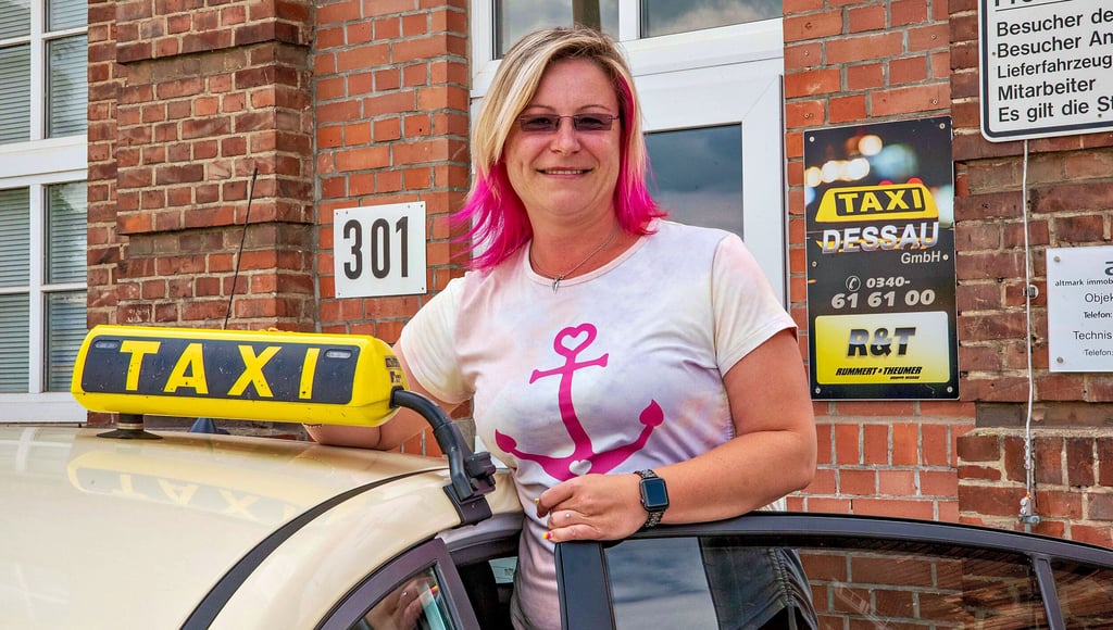 Taxifahrer wie Sylvana Tomaszewski leiden besonders unter den hohen Benzinpreisen.
