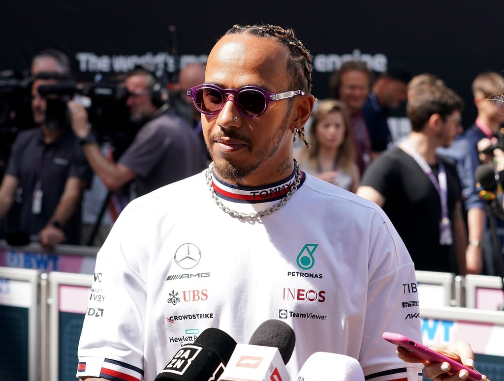 Ist genervt vom geplanten Schmuckverbot: Lewis Hamilton.