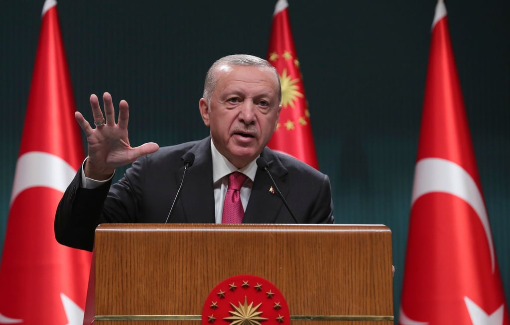 Blockiert derzeit mit der Türkei als einziges Nato-Mitglied den Beginn des Aufnahmeprozesses von Schweden und Finnland: Recep Tayyip Erdogan.