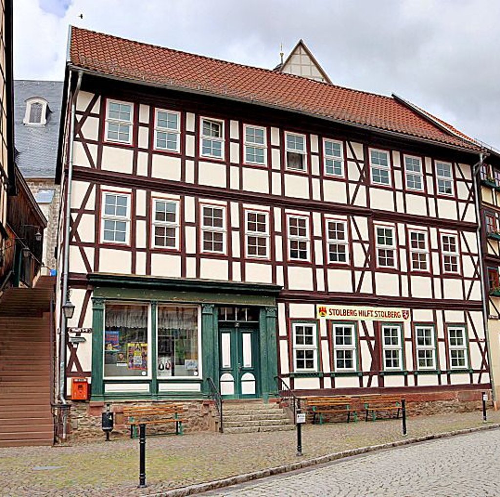 Das Büro ist offiziell am 8. April eröffnet worden.