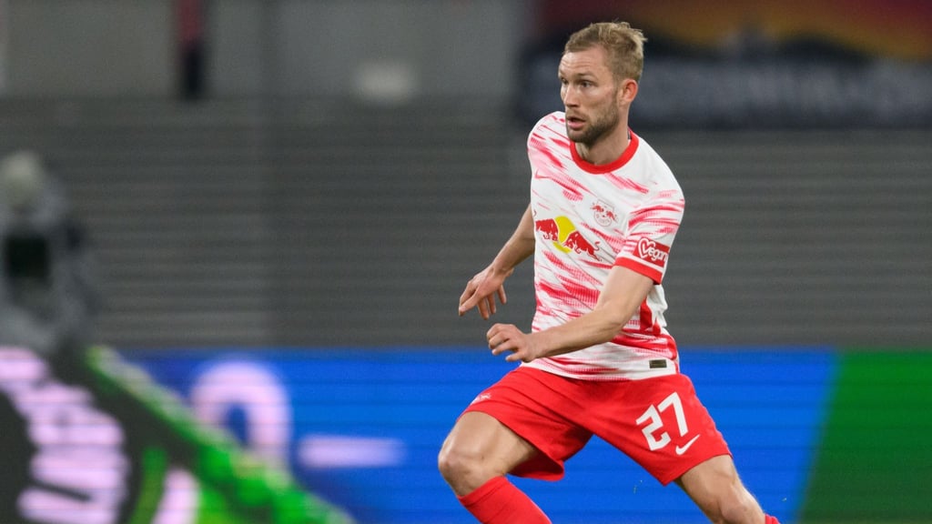 Der Mittelfeldspieler Konrad Laimer kann sich einen Wechsel durchaus vorstellen.