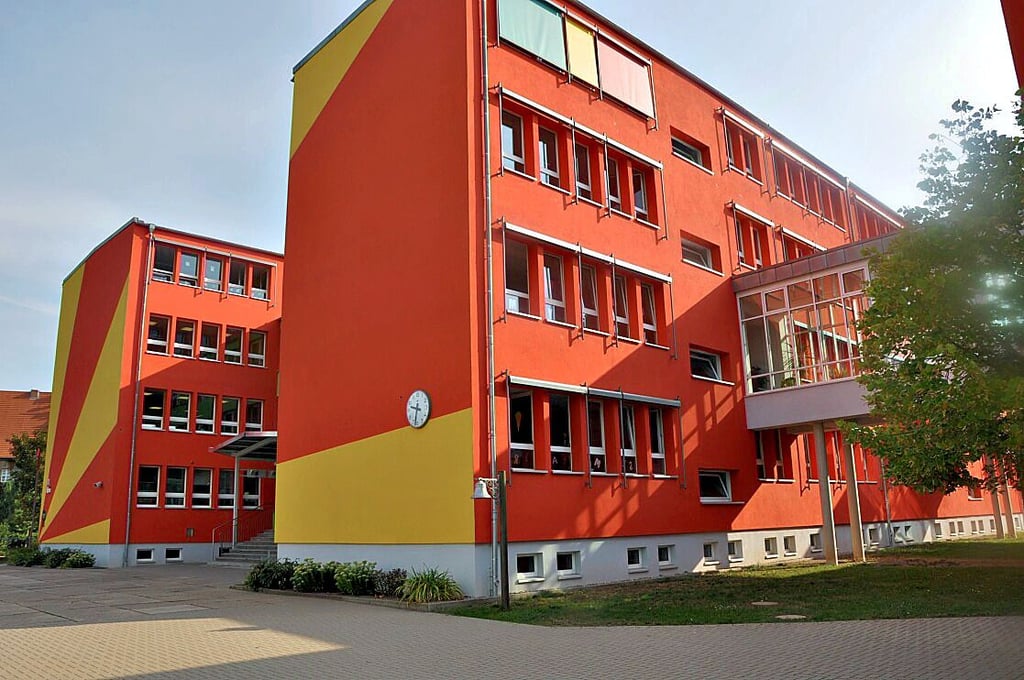 Im Schulzentrum Egeln befindet die Grundschule. Sie soll nun digitaler werden. Foto: René Kiel