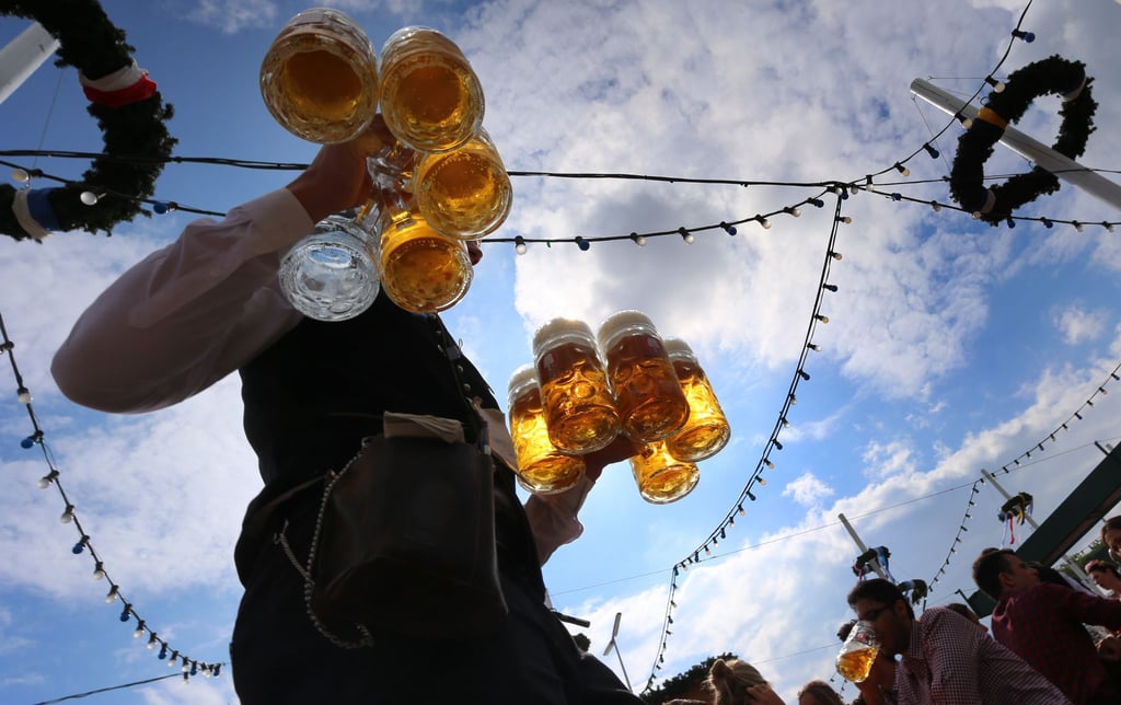 Das Bier auf der Wiesn wird in diesem Jahr wohl um gut 15 Prozent teurer.