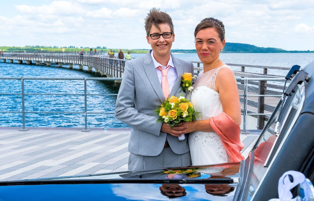 Seit 2017 können sich Paare an der Seebrücke Braunsbedra trauen lassen oder wie hier eine Lebenspartnerschaft eingehen.