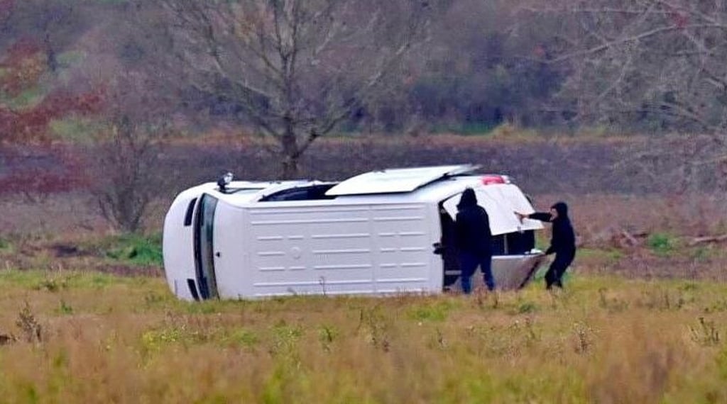 Illegale Müllentsorgung bei Wilsleben: Bei der Flucht der beiden Täter war ihr Transporter umgekippt.