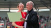 Niklas Kastenhofer wurde beim HFC-Heimspiel gegen Wehen Wiesbaden von Präsident Jens Rauschenbach verabschiedet.