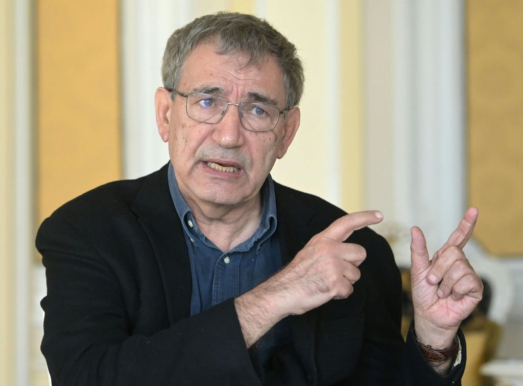 Orhan Pamuk, türkischer Schriftsteller und Literaturnobelpreisträger, wird 70.