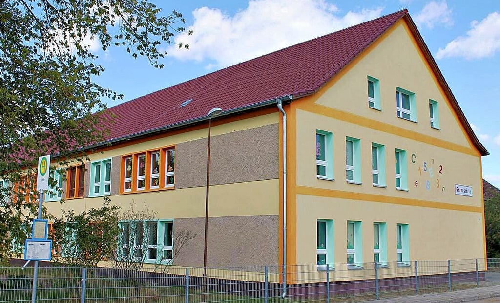 Die Grundschule in Grieben.