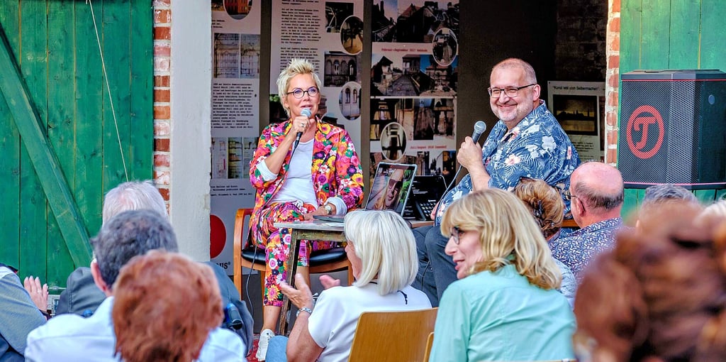 Im Ampelhaus lud Andreas Kurtz zu „Lebenswege“ mit Inka Bause.