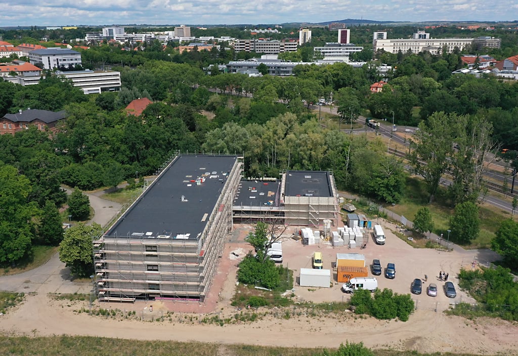 Der Rohbau ist fertig: Nun läuft der Innenausbau für die neue Evangelische Grundschule in Halle.