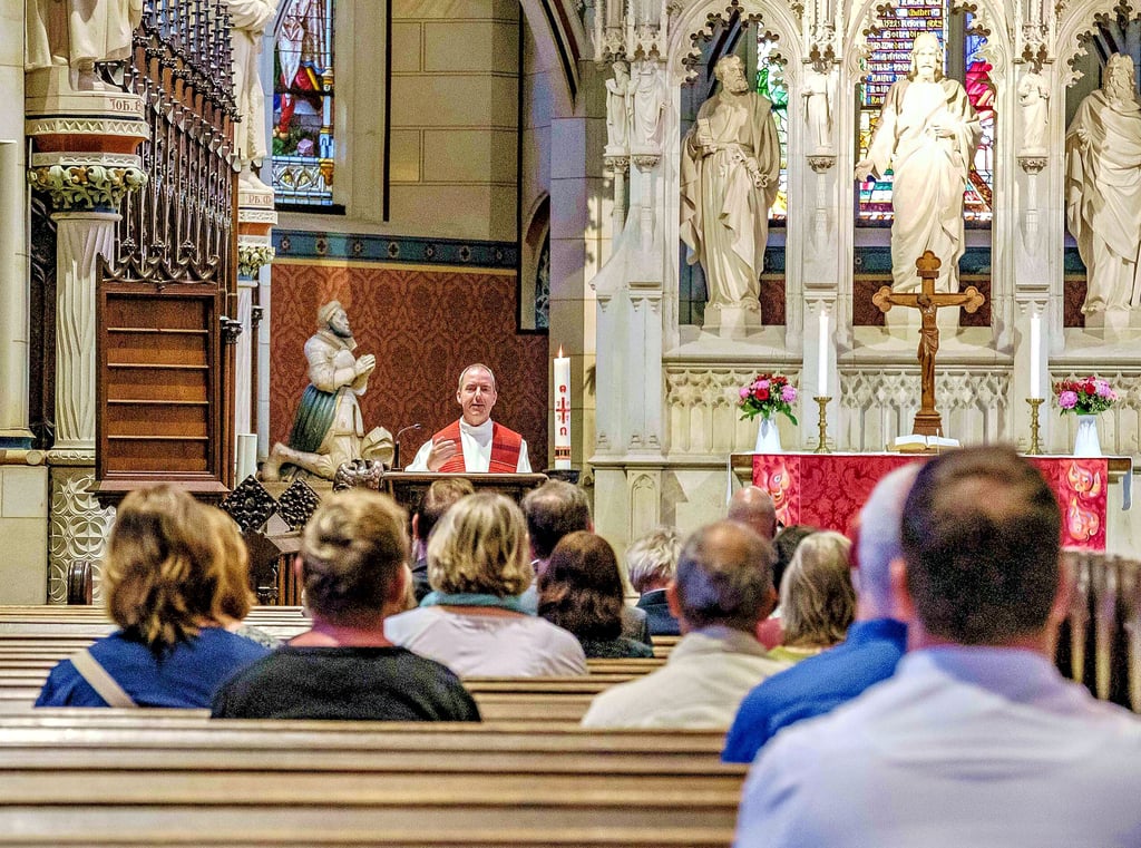 Mit einer Andacht begann am Dienstagabend in der Schlosskirche Wittenberg der Pfingstempfang der Kirchen der Lutherstadt.