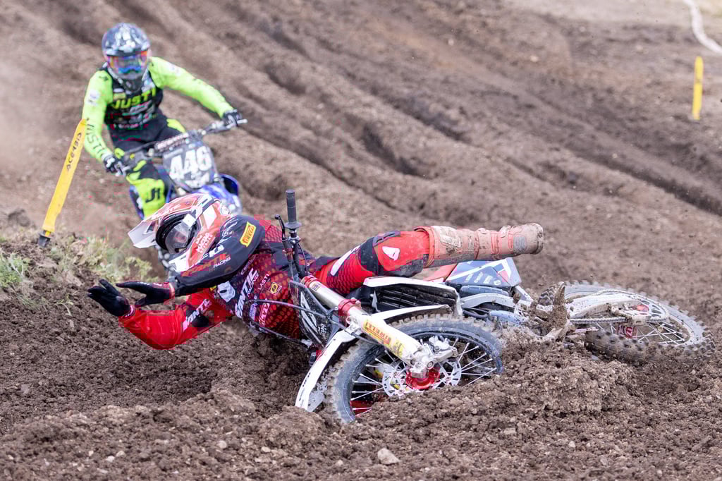 11. -12. Juni 2022: FIM MXGP Motocross-WM in Teutschenthal - v.li.Adrien Petit FRA Yamaha und Alexis Fueri FRA Copyright: xFotostandx/xBallaschx