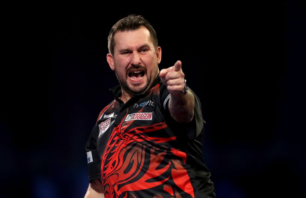 Der Waliser Jonny Clayton reist als Titelverteidiger zur Premier League an.