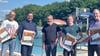Im Beisein von Huy-Bürgermeister Maik Berger (2. v. l.) übergab Fotograf Ulrich Schrader (Mitte) die Geldspenden an  Michael Richter (Freibad Eilenstedt/links) sowie Olaf Beder (Badersleben/rechts) und René Stoffregen aus Aderstedt. 