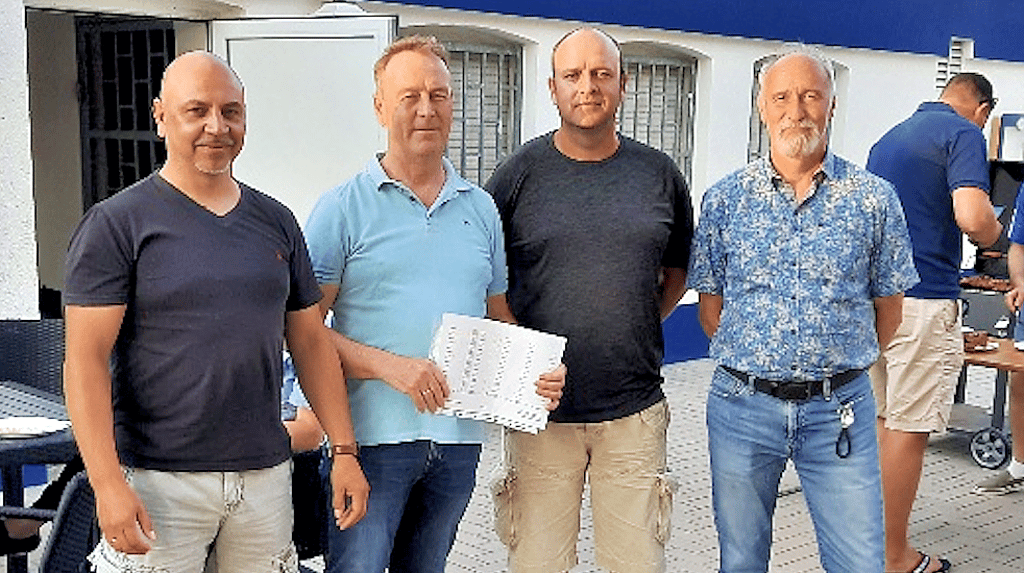 Holger Reibe (Abteilungsleiter und 2. Vorsitzender des SV Förderstedt), Günter Döbbel (Vorsitzender der ZLG Atzendorf), Steffen Löbel (Vorsitzender des SV Förderstedt) und Atzendorfs Sportlicher Leiter Bernhard Knoll (v.l.) besiegelten die Kooperation beider Vereine.