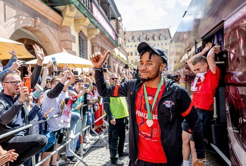 Fühlt sich wohl in Leipzig, mit einem Titel umso mehr: Christopher Nkunku.