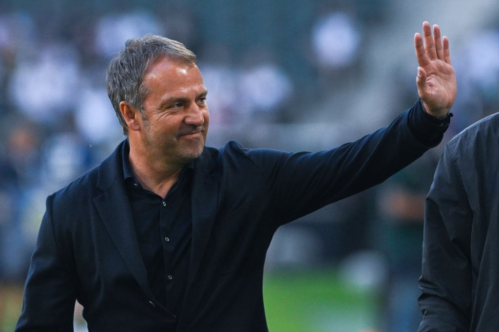 Bundestrainer Trainer Hansi Flick ist zufrieden mit seiner Mannschaft.