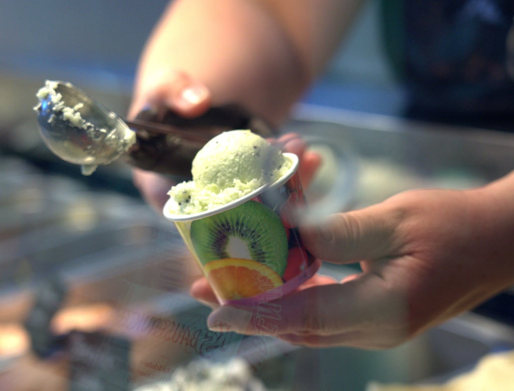 Vom Hofladen zum Eiscafé: Auf dem Köppe-Hof gibt es immer wieder regional- wie saisontypische Eissorten.