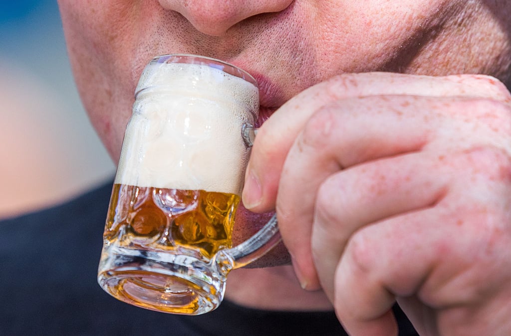 Wasser, Malz, Hopfen, Hefe: Aus diesen Zutaten wird Bier in Deutschland nach dem Reinheitsgebot hergestellt.