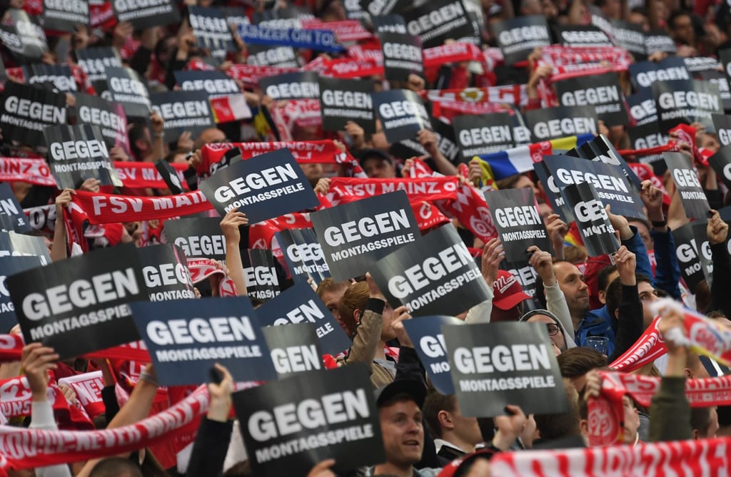 Egal ob erste, zweite oder dritte Liga: Es gibt wohl kaum Fans, die Montagsspiele gutheißen.