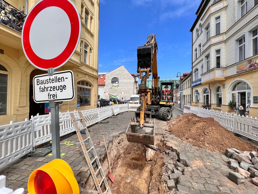 Die Johannisstrasse ist derzeit voll gesperrt.