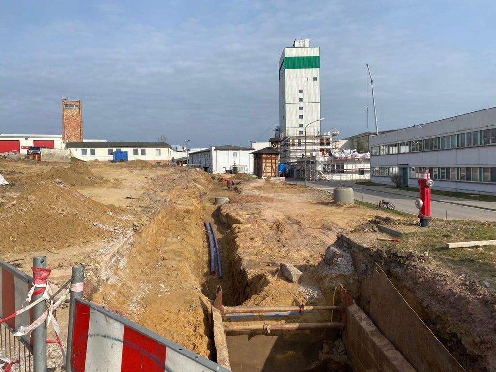 Immer wieder ist das Atomlager in Morsleben im Landkreis Börde Gegenstand von Debatten. Nun wird auf dem Gelände neu gebaut.