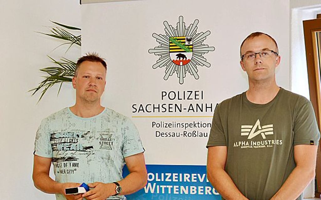 Diesen beiden Zeugen hat die Polizei gedankt.
