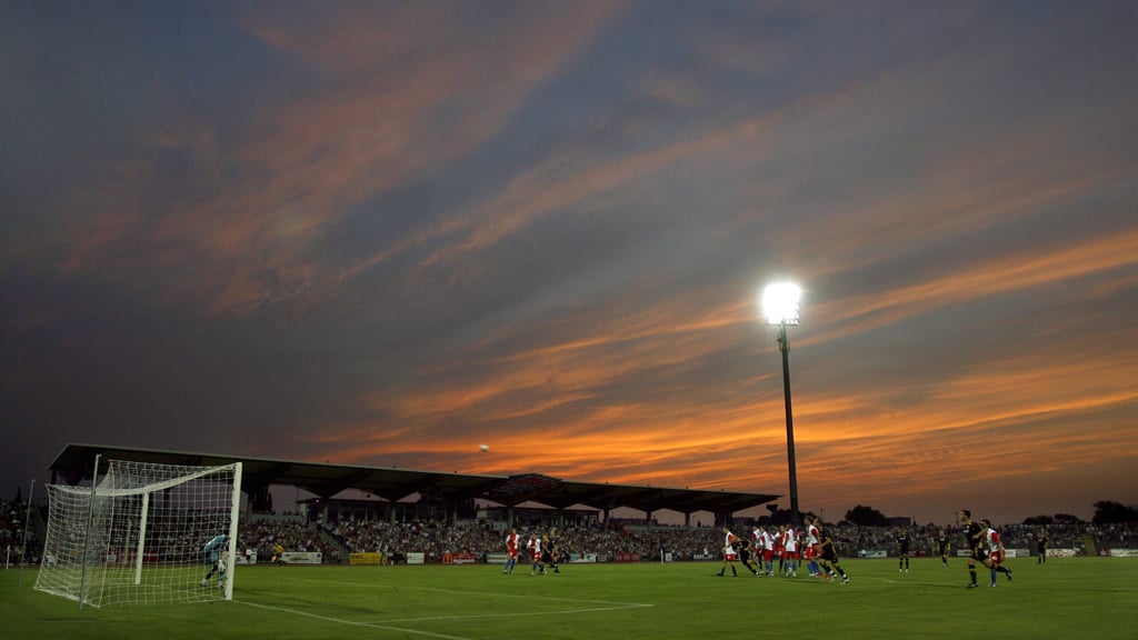 Cottbus gegen Atletico Madrid im Dessauer Paul-Greifzu-Stadion