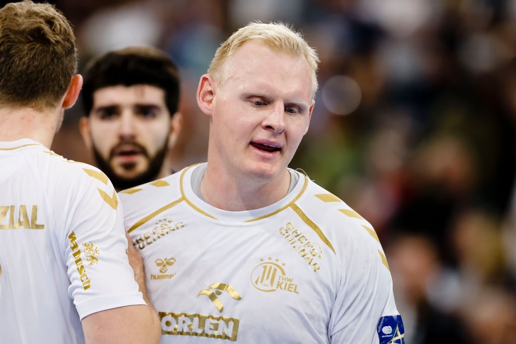 Kiels Patrick Wiencek übt an der hohen Belastung in der Handball-Bundesliga Kritik.