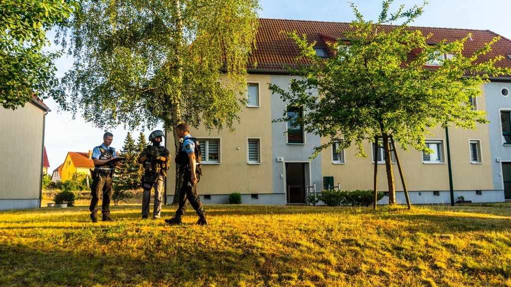 SEK-Einsatz in der Wolfener Beethovenstraße
