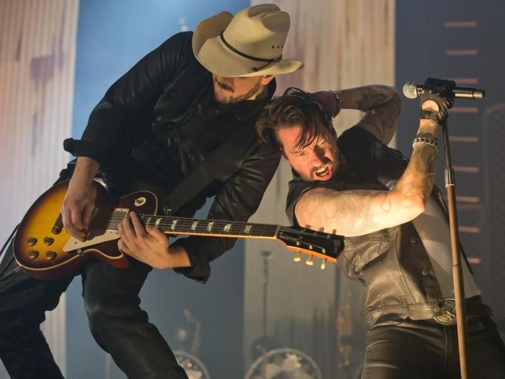 Live gelten die deutschen Hardrock-Cowboys als herausragende Partyband.