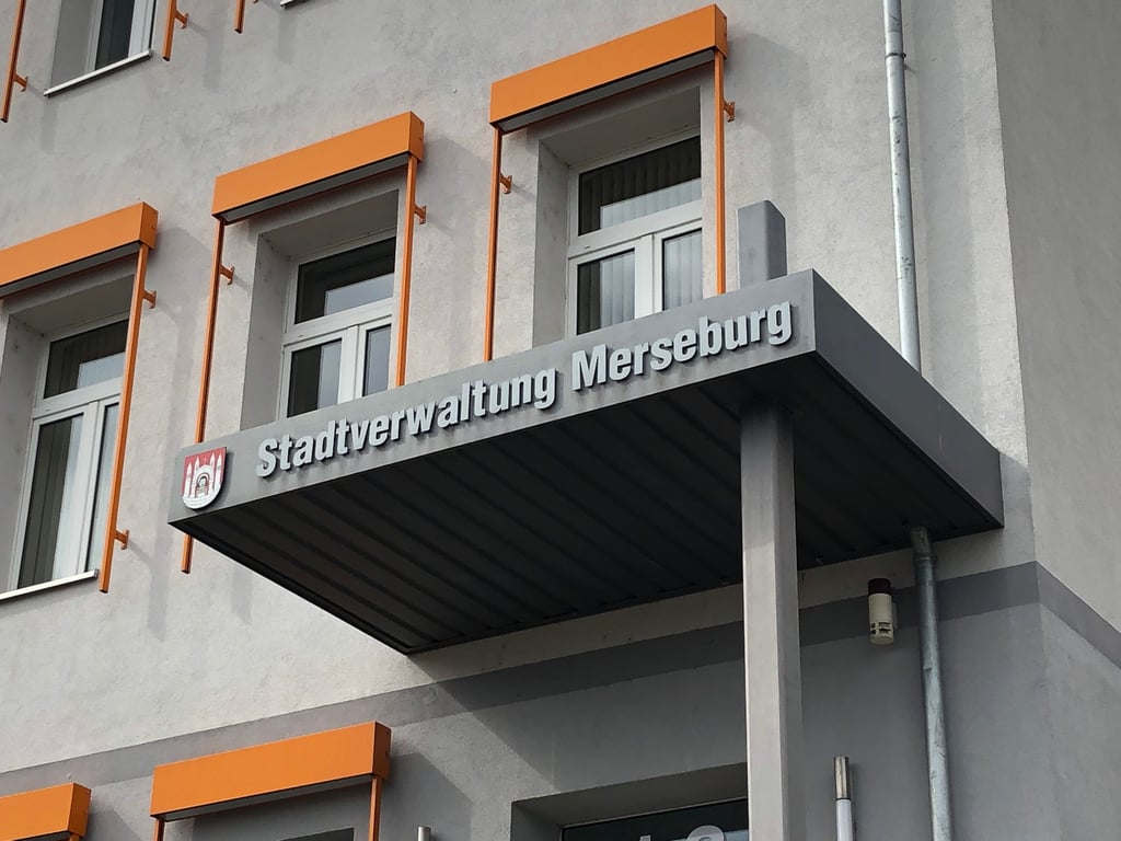 Die Stadt Merseburg hat ein Disziplinarverfahren gegen den Beigeordneten eröffnet.