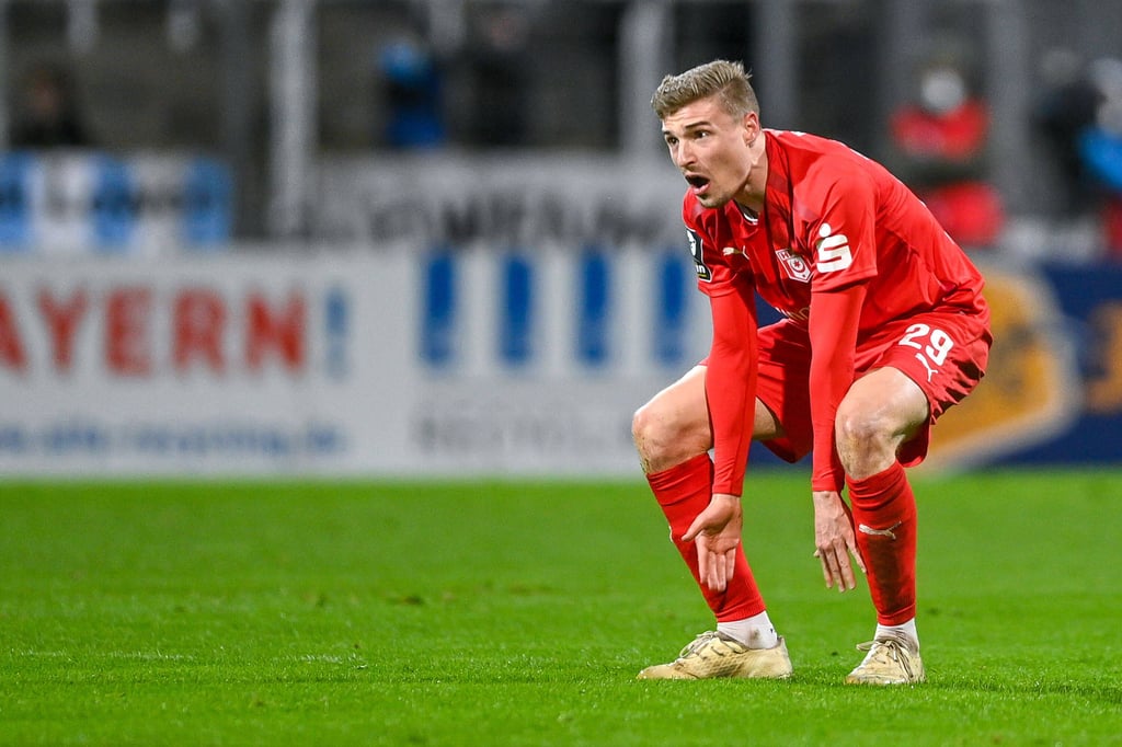 Elias Huth geht in der kommenden Drittliga-Saison für Erzgebirge Aue auf Torejagd.