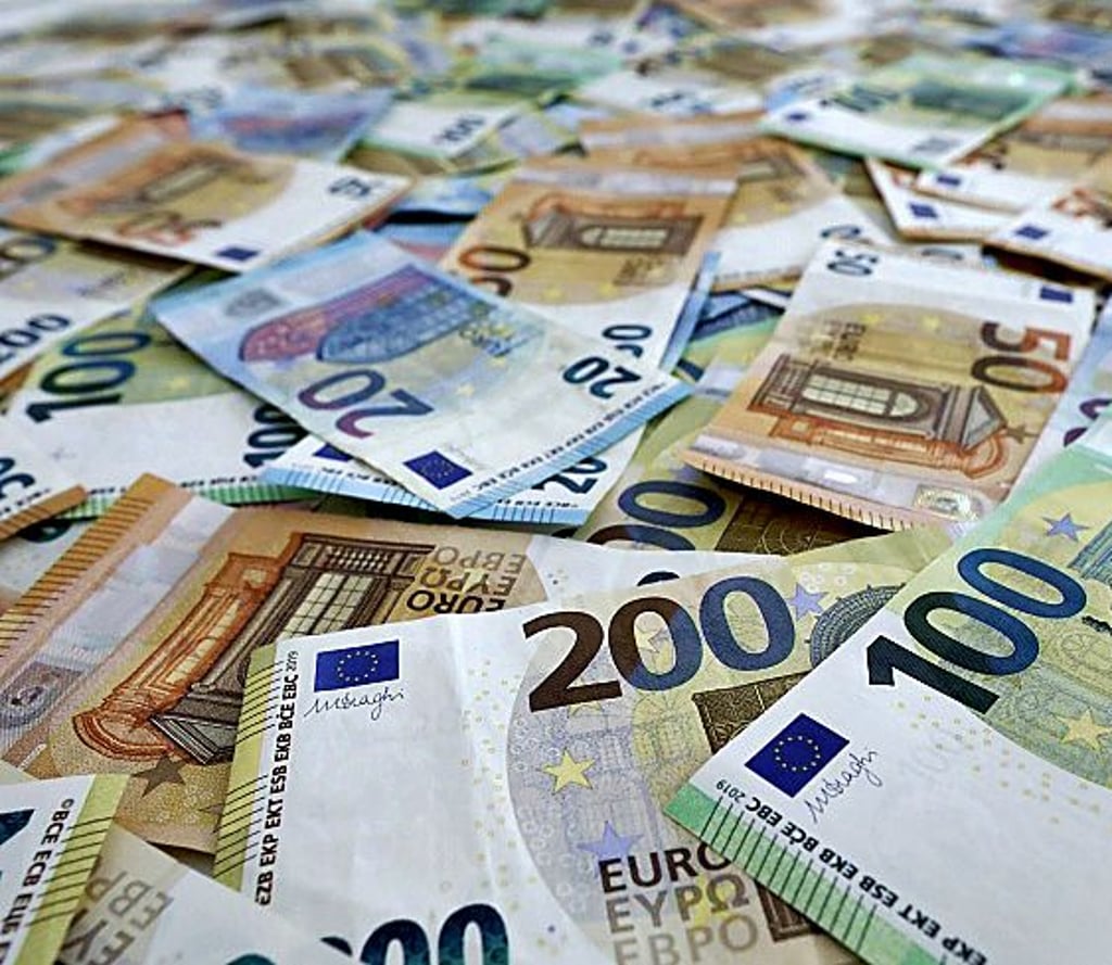 Betrüger versuchen auf viele Arten an Geld zu kommen.
